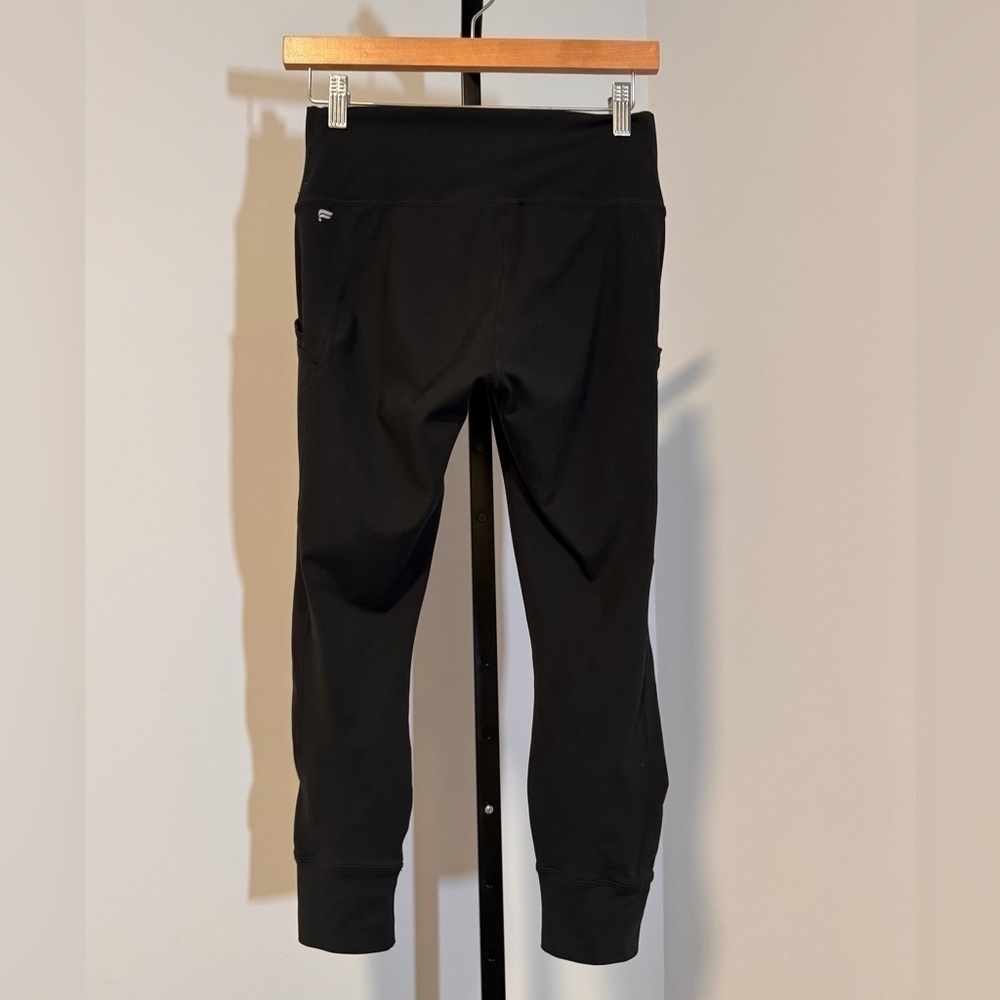 Fabletics On-The-Go Powerhold High-Waisted Capri Legging - Picture 2 of 5